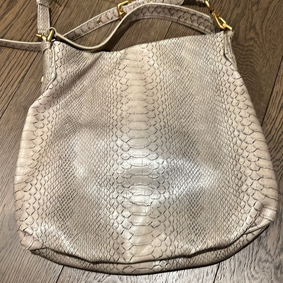 Marc Jacobs messenger faux python handbag - Picture 7 of 12